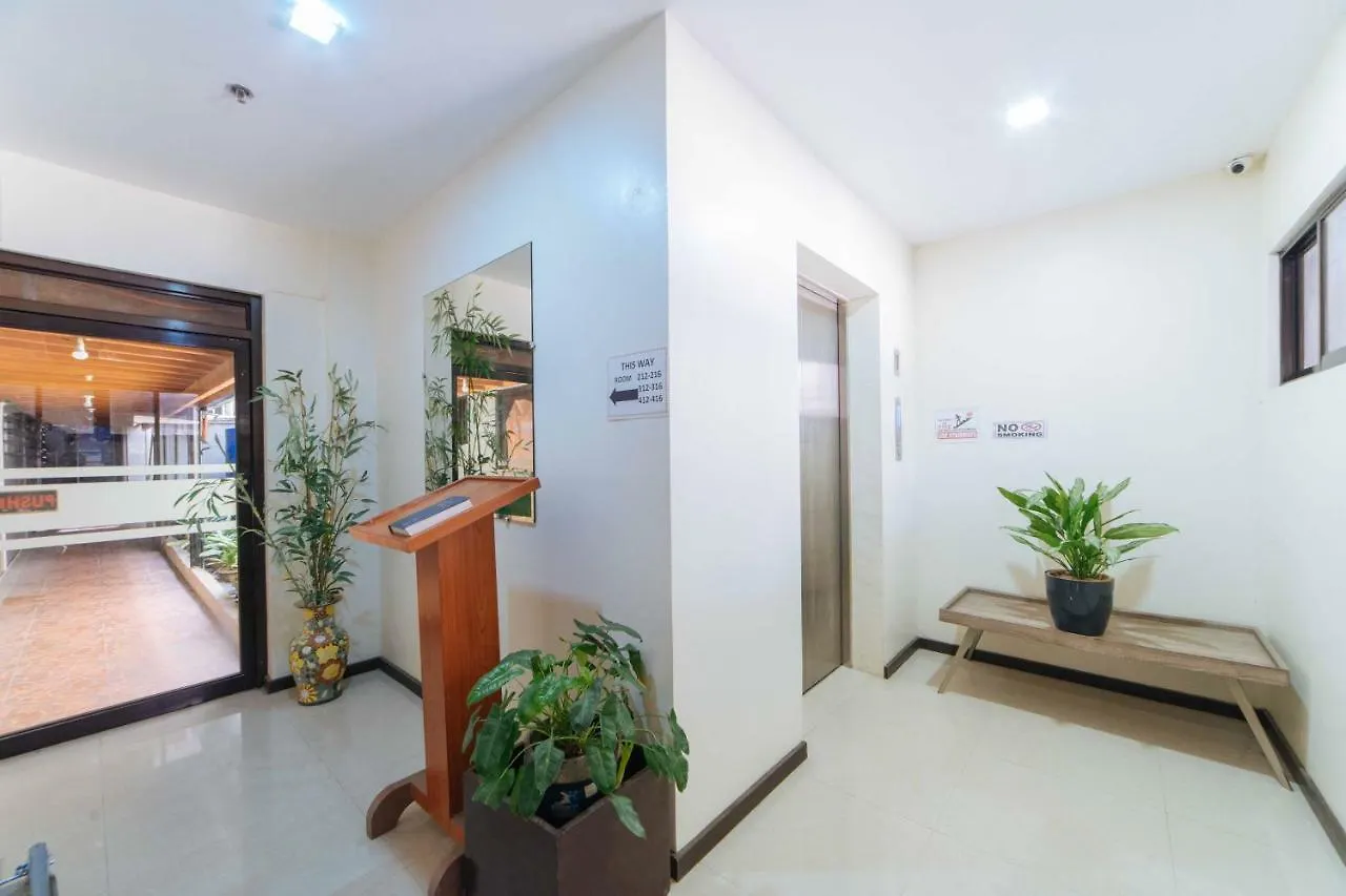 Reddoorz Plus @ Poblacion District Davao